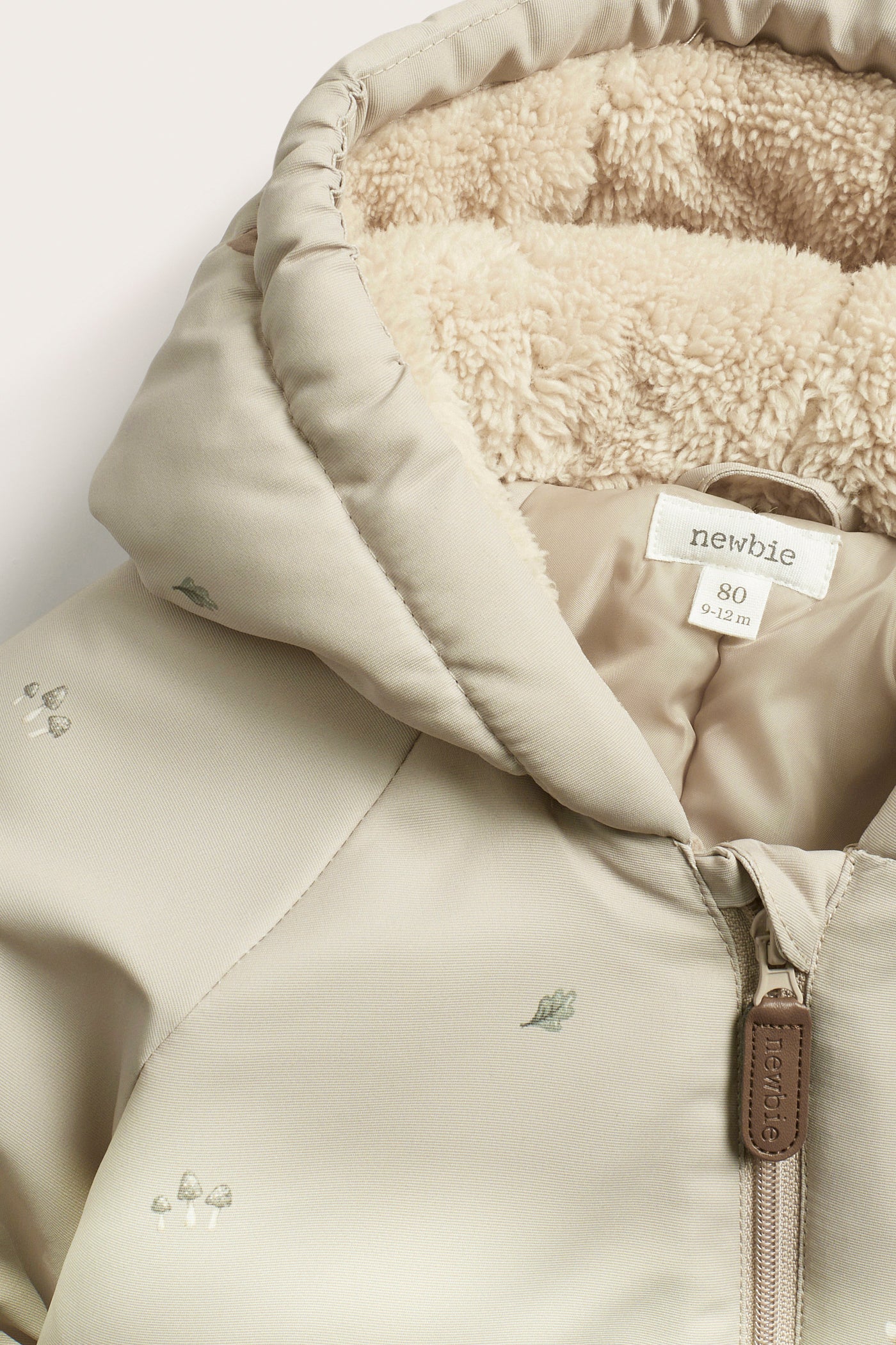 BABYL XXL プルオーバーフーディ Baby beige fox print coverall – Newbie