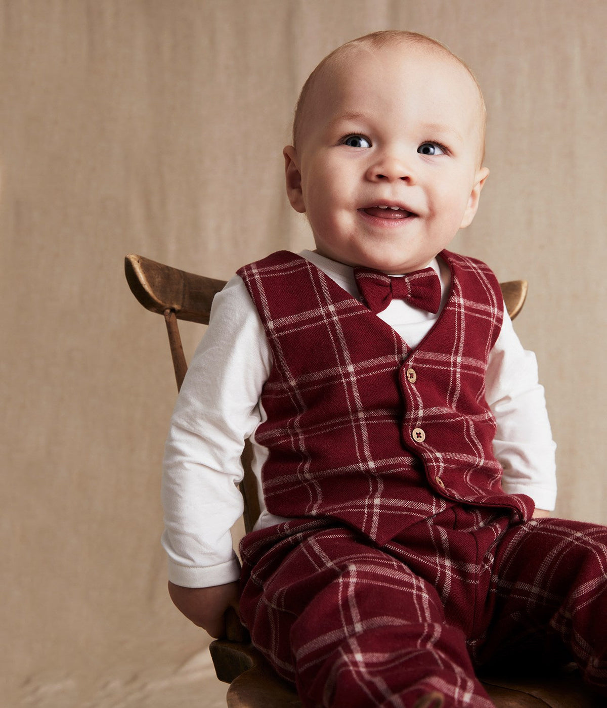 Baby red waistcoat & bow tie body