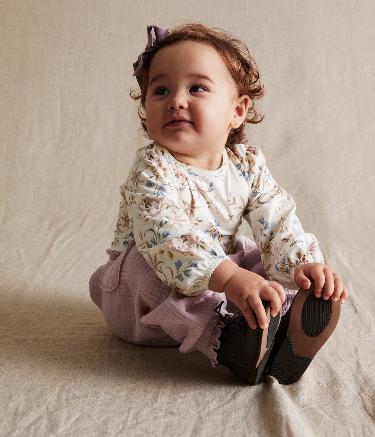 Baby white floral body