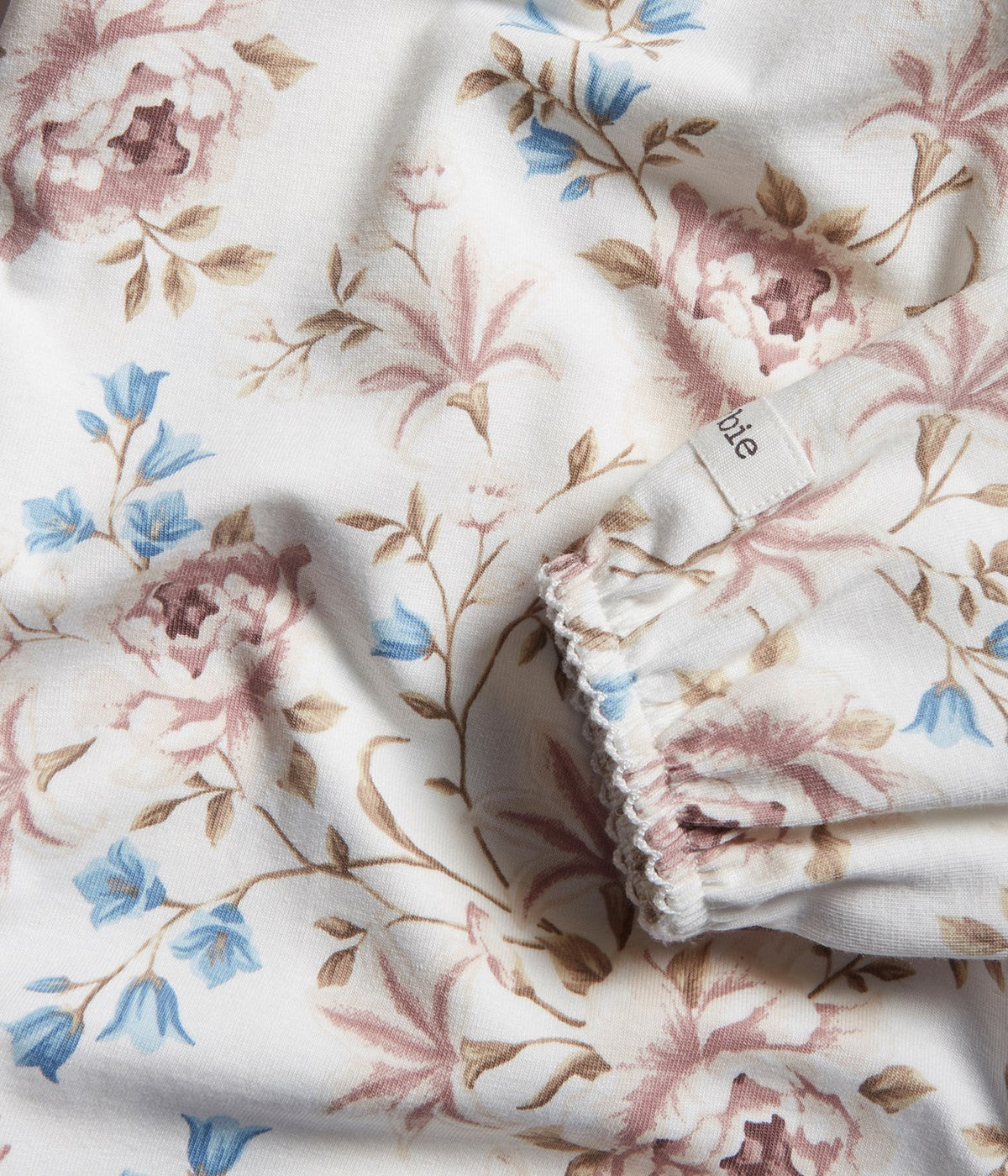 Baby white floral body