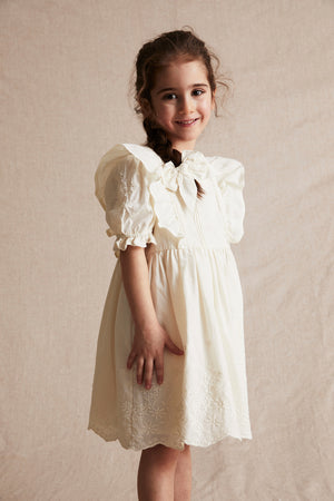 Kids white woven embroidery dress