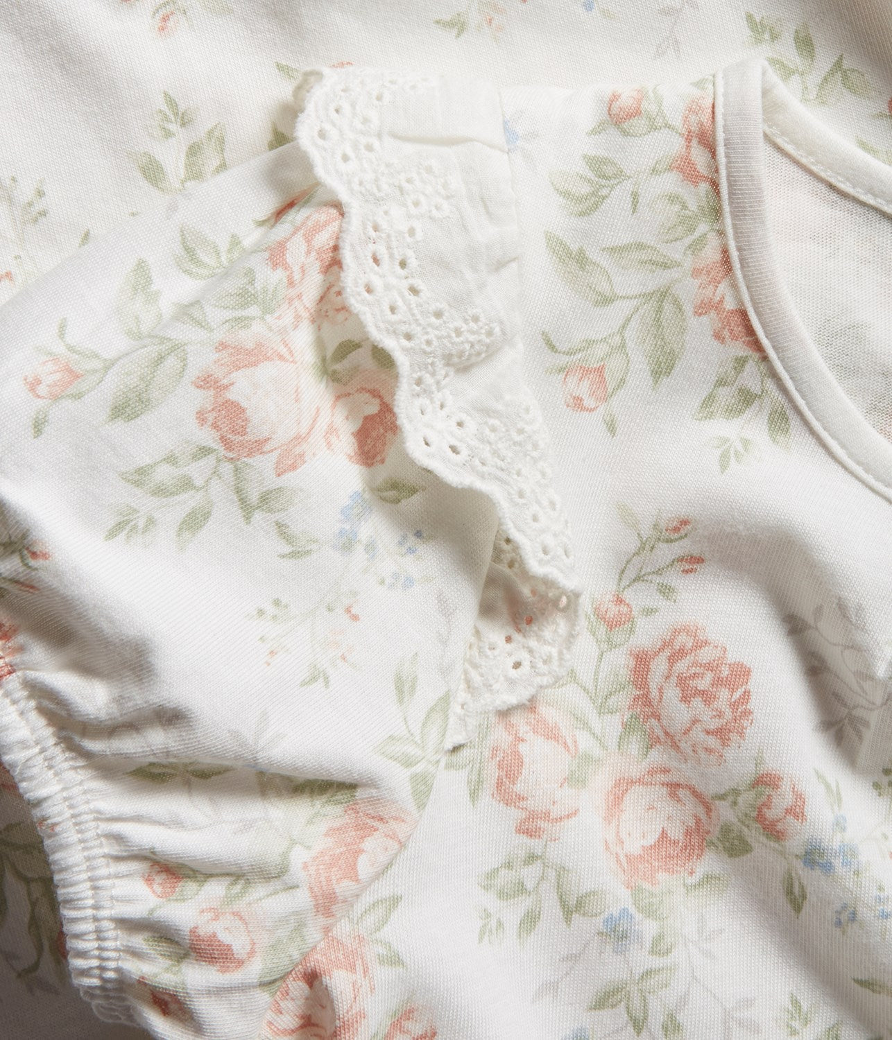 Kids white floral nightgown