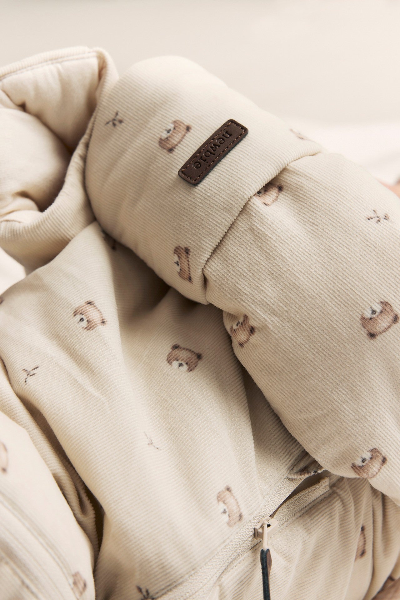Baby beige teddy bear patterned overall