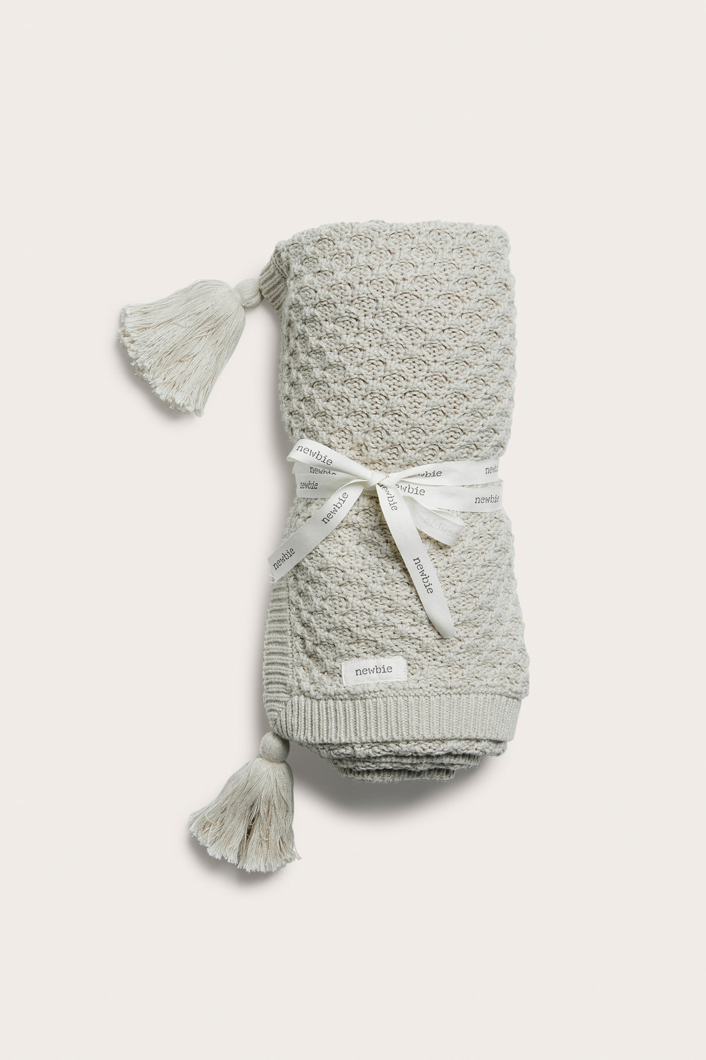 Baby green knitted pattern blanket