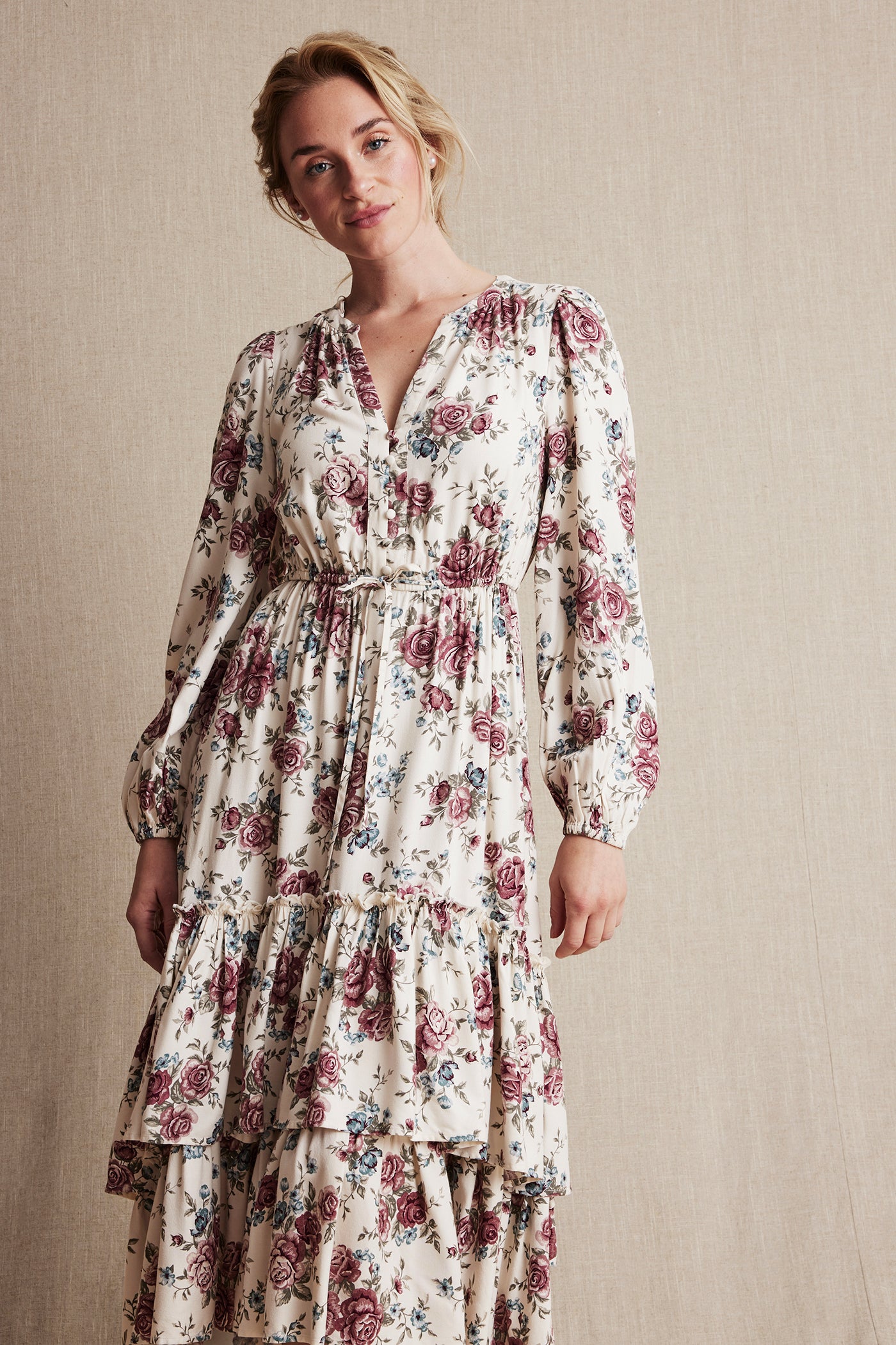 Women's beige floral viscose dress