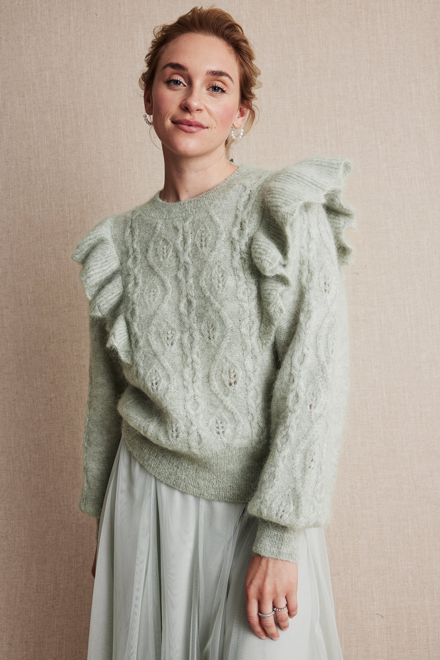 Women's green pattern knitted sweater