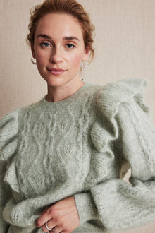 Women's green pattern knitted sweater