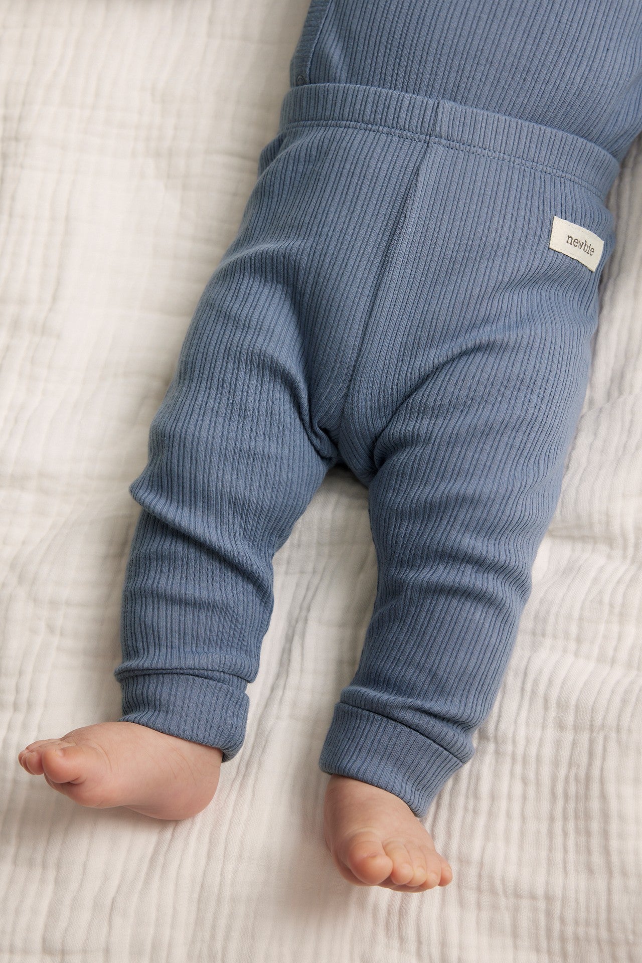 Baby blue ribbed leggings