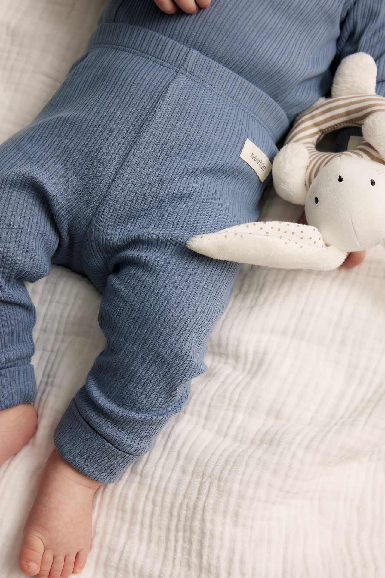 Baby blue ribbed leggings