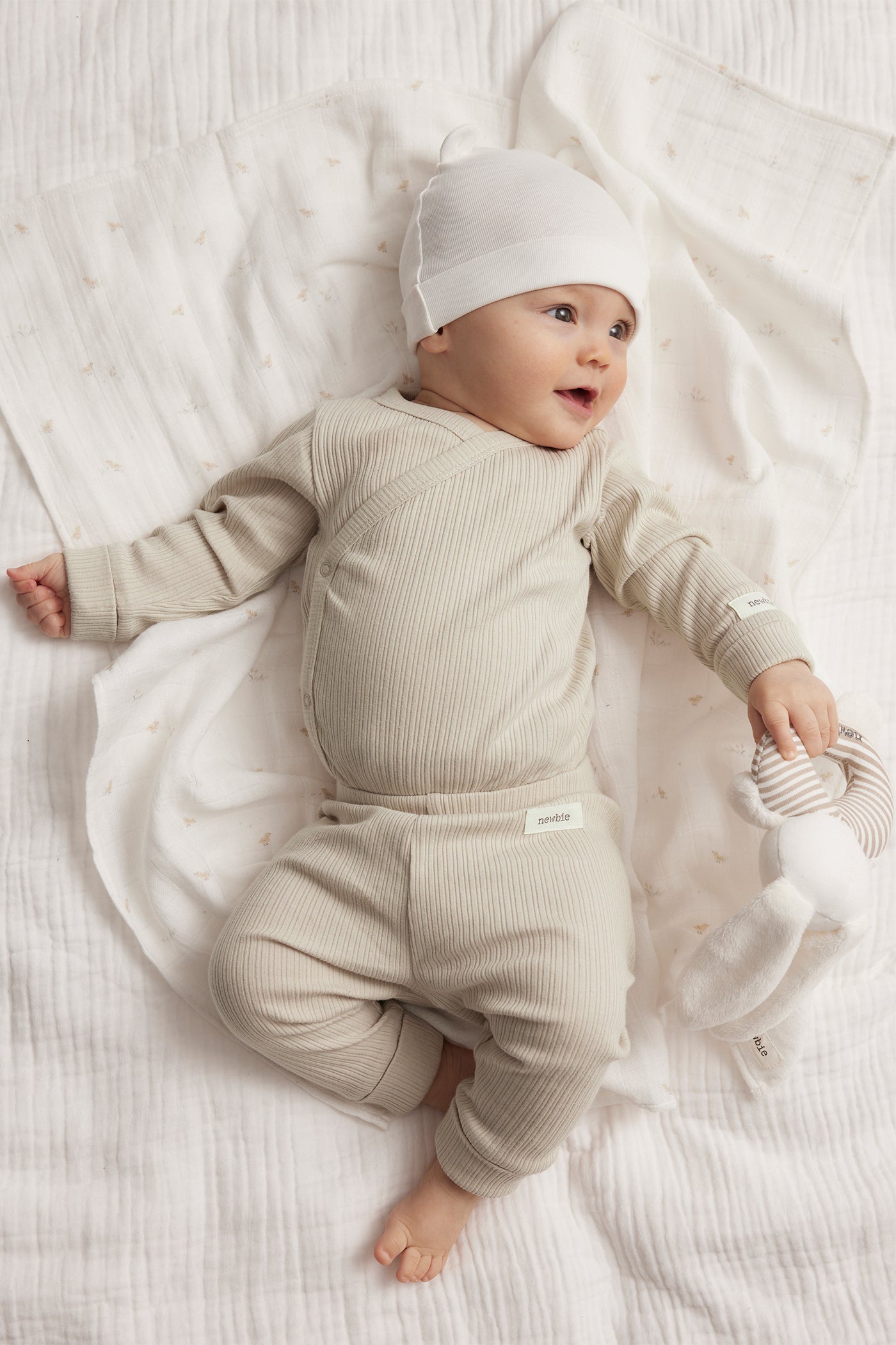 Baby beige ribbed leggings
