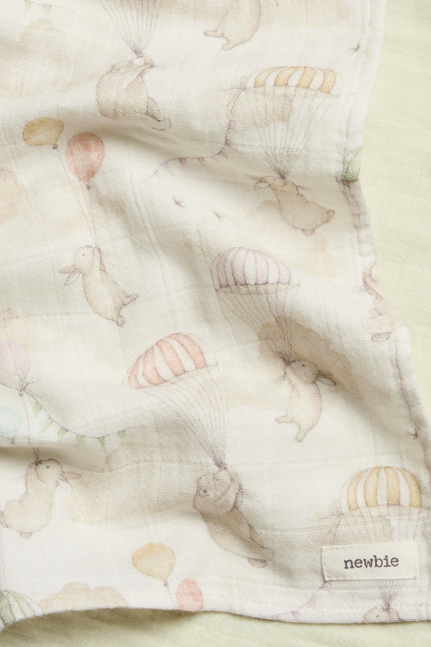 Baby white animal balloon blankets 2pk