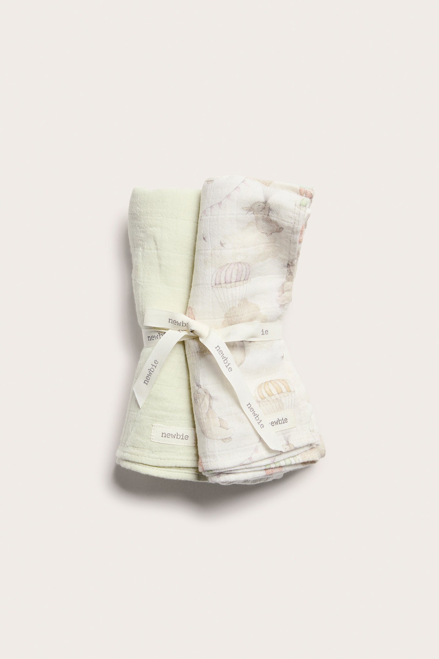 Baby white animal balloon blankets 2pk