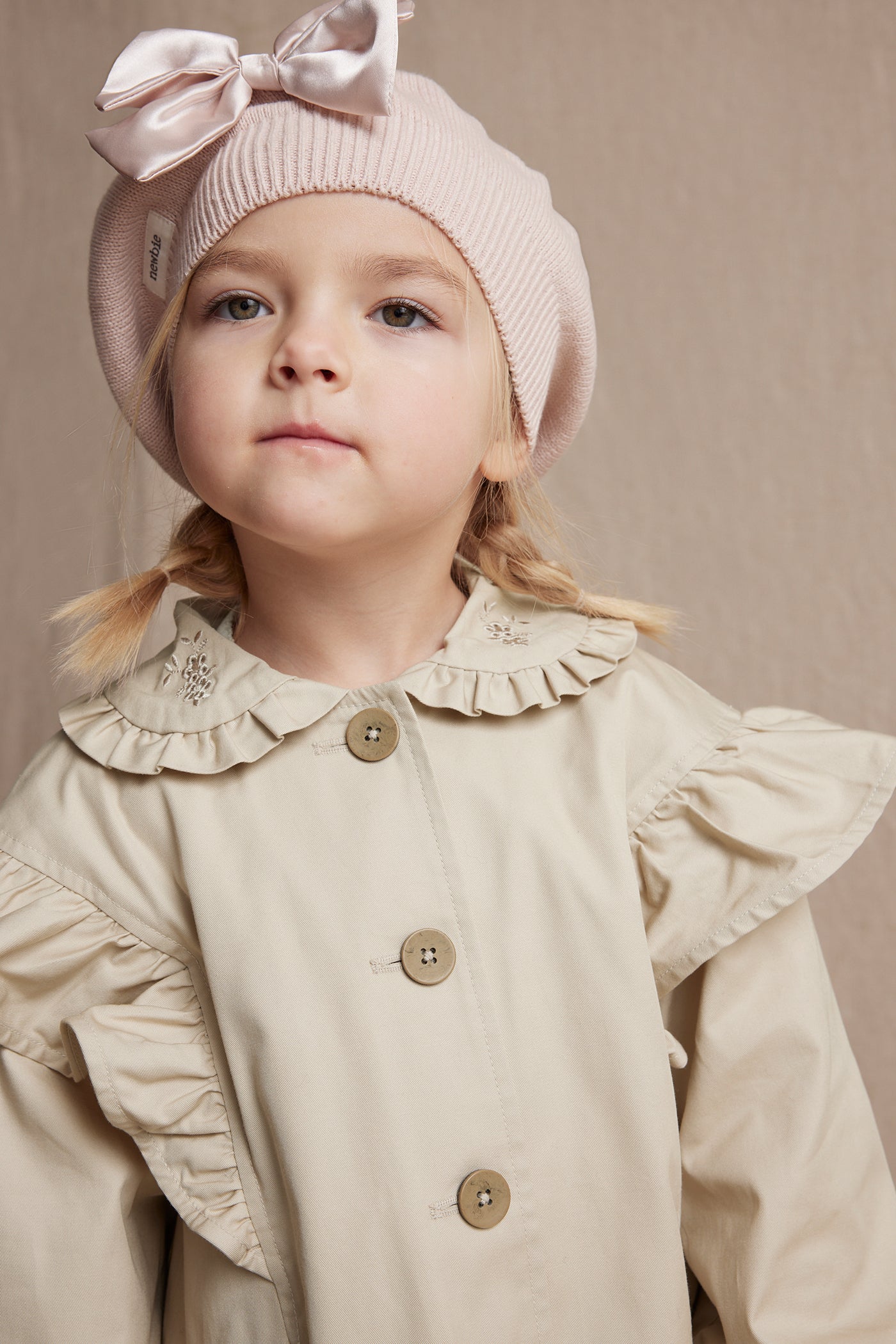 Kids' beige embroidered trench coat