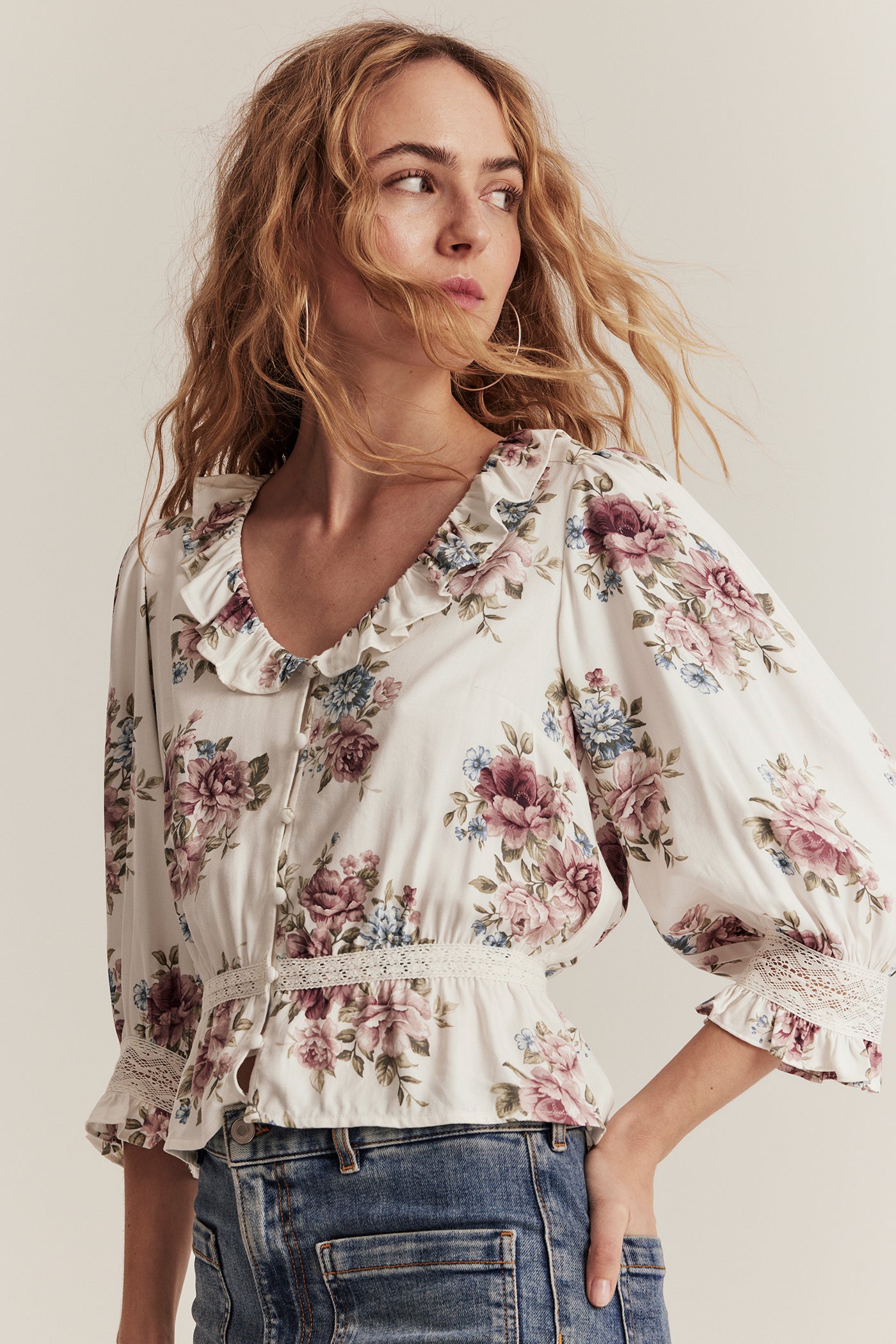 Women's white floral viscose blouse