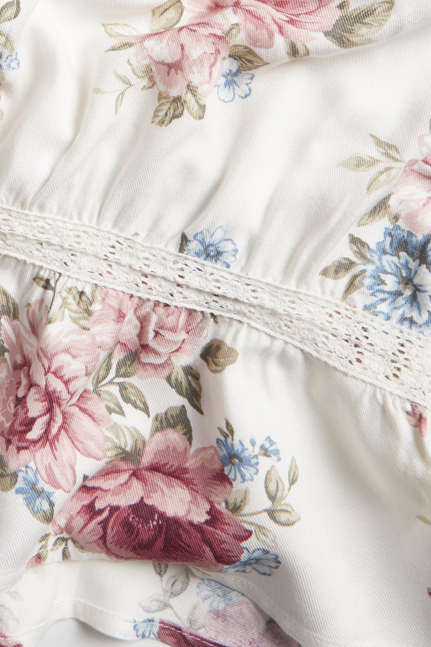 Women's white floral viscose blouse