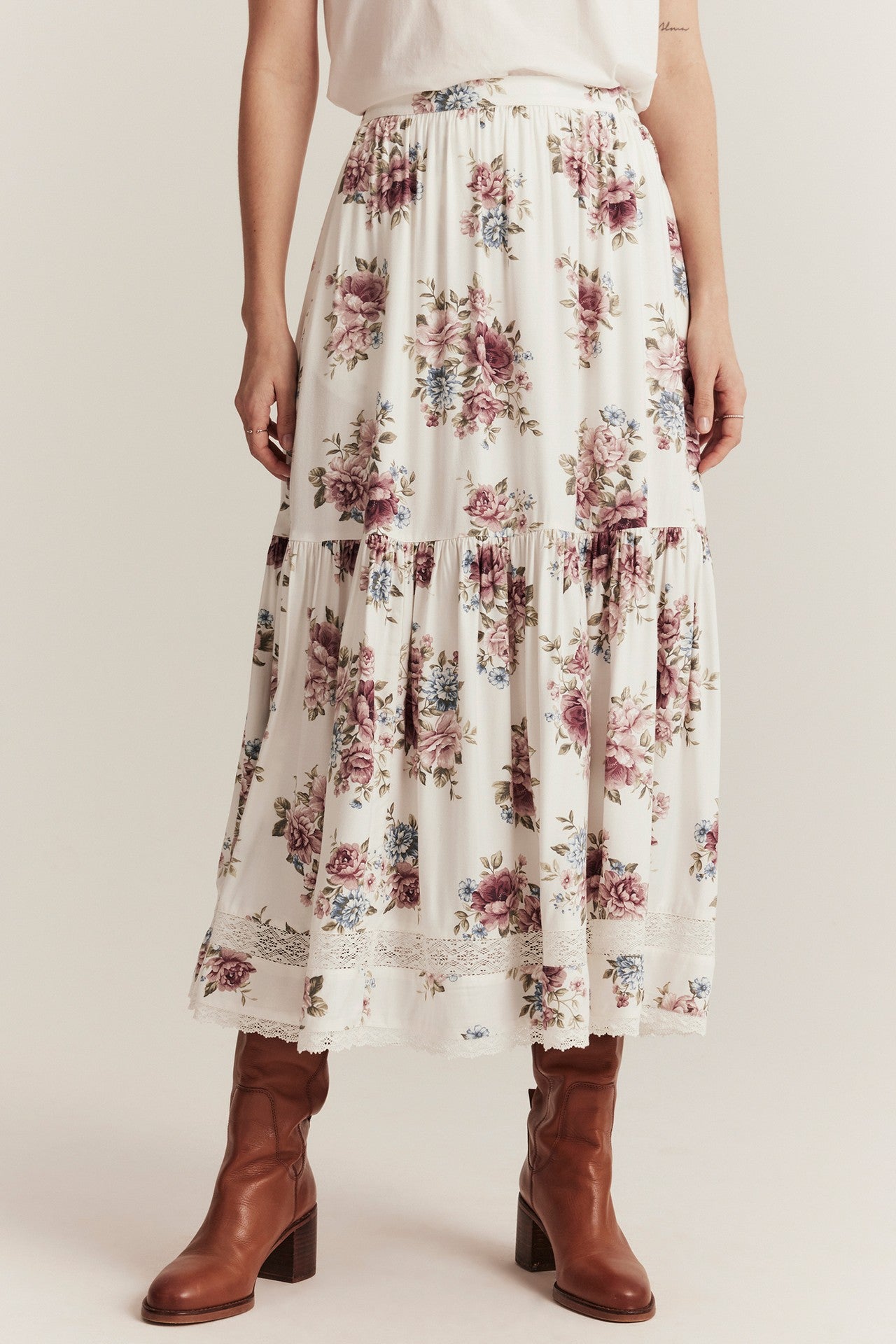 Women's white floral viscose skirt