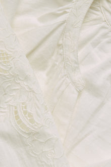 Women's white embroidery blouse