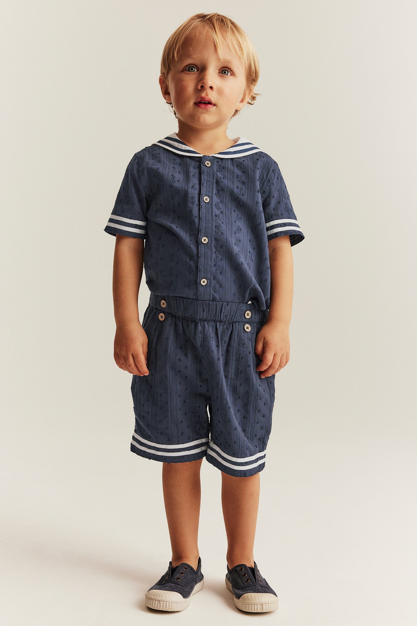 Kids' woven blue shorts