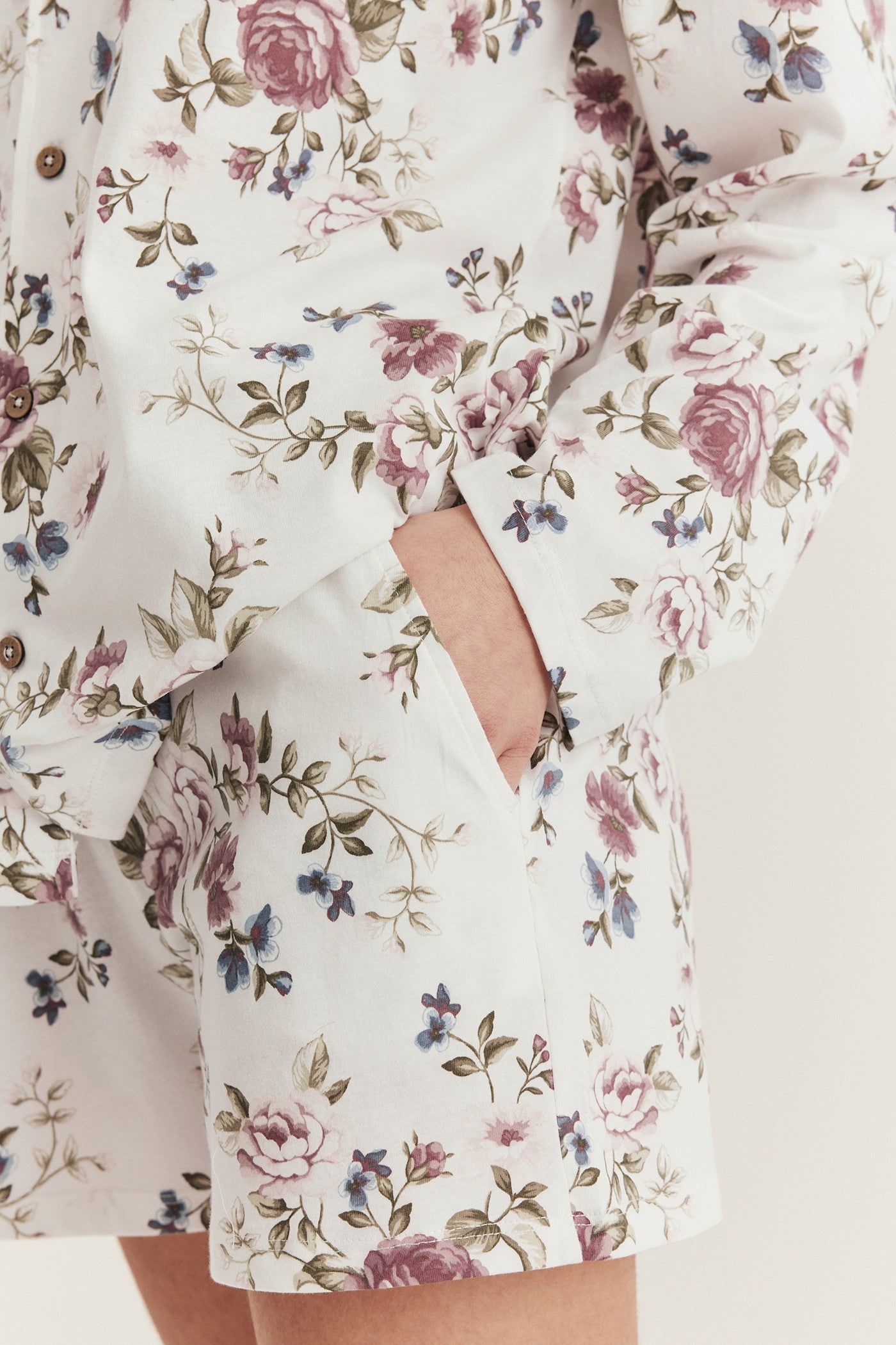 Women's white floral pyjamas