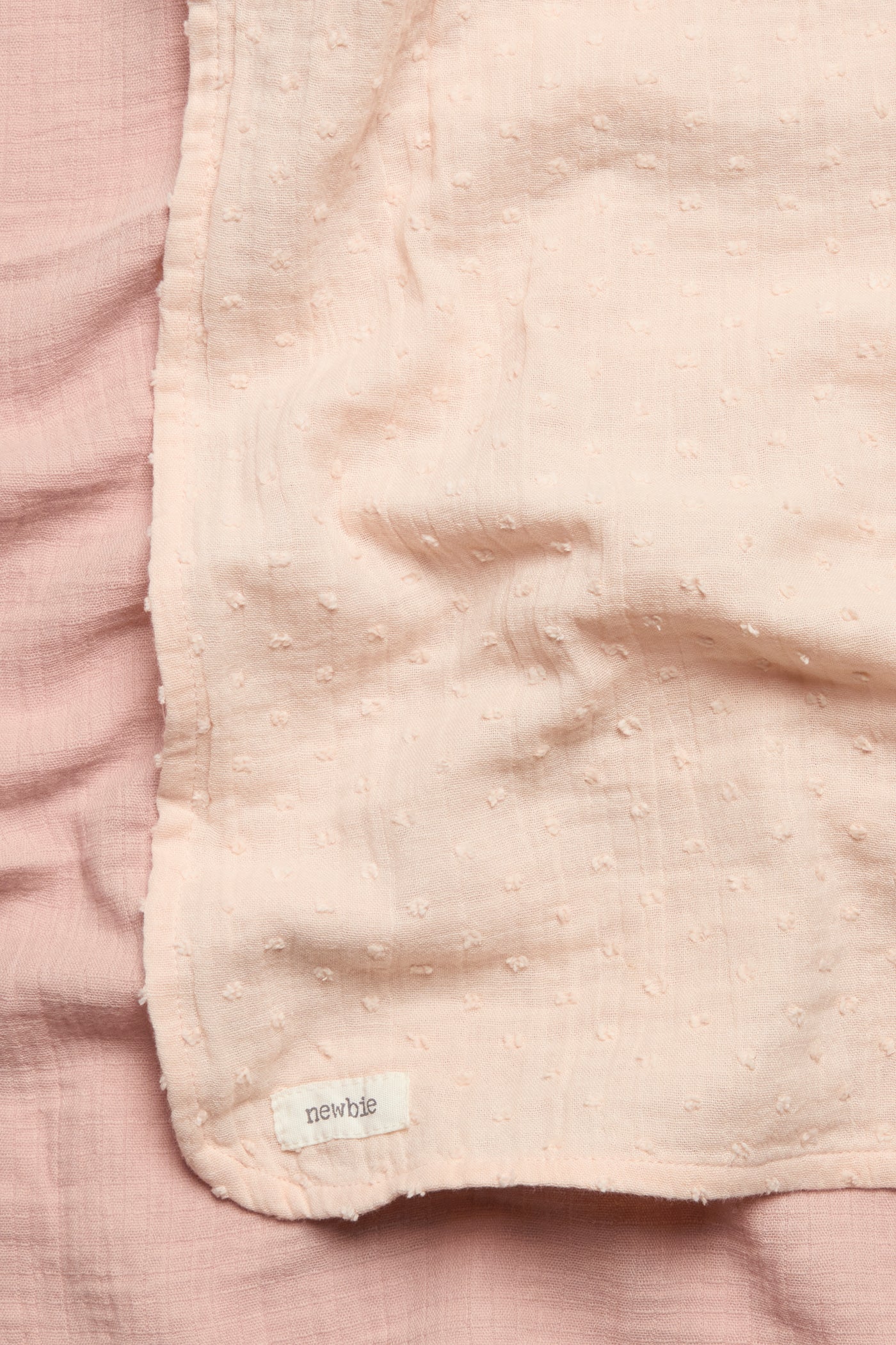 Pink muslin blankets (2-pack)