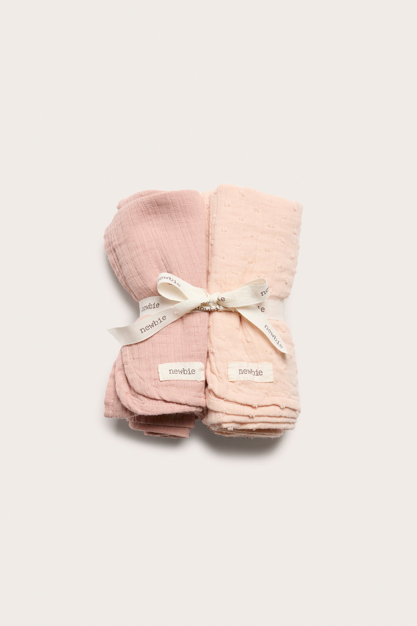 Pink muslin blankets (2-pack)