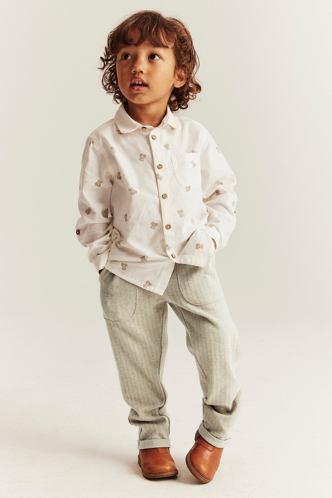 Kids´ beige herringbone trousers