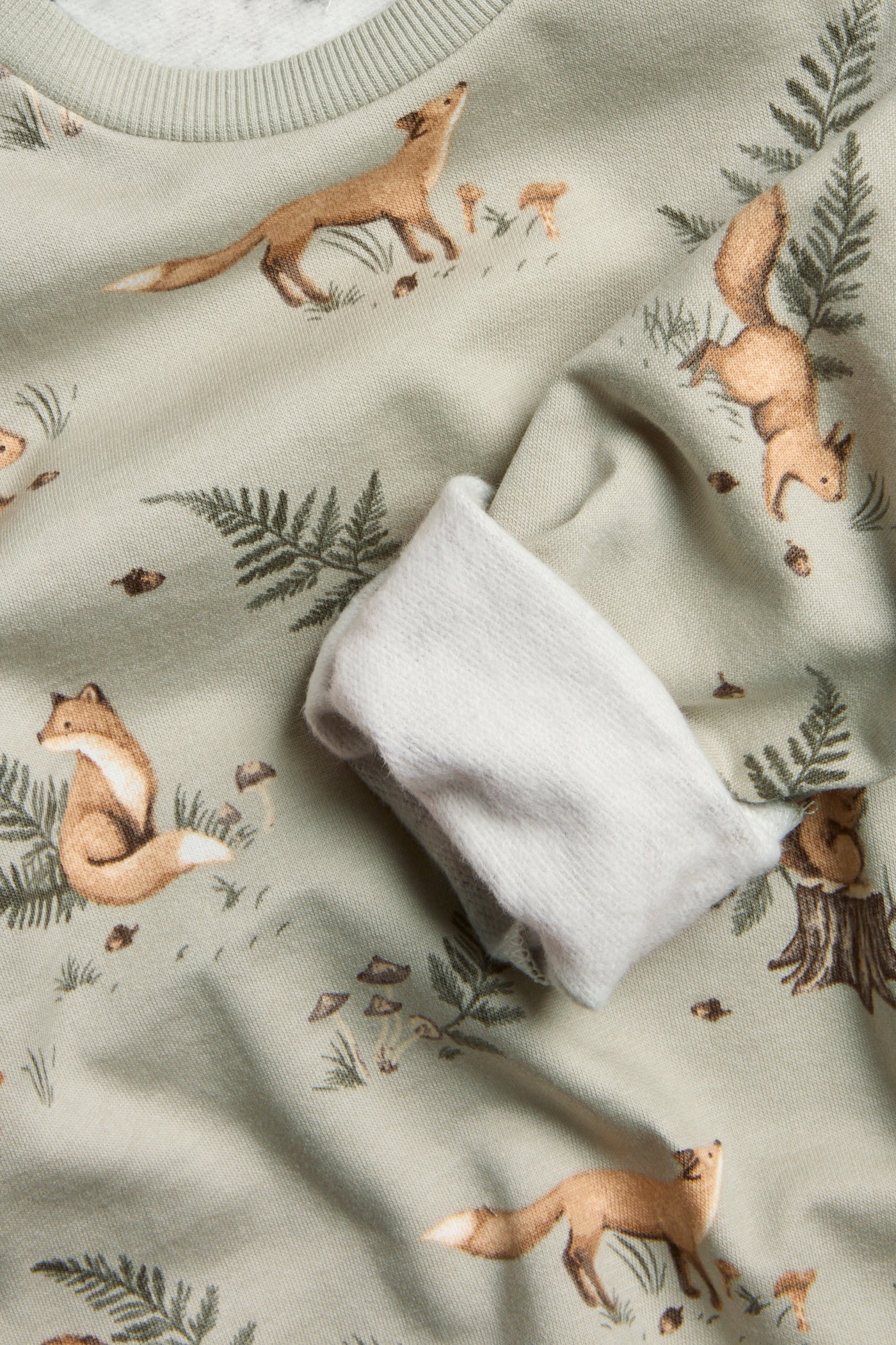 Kids' green forest sweatshirt