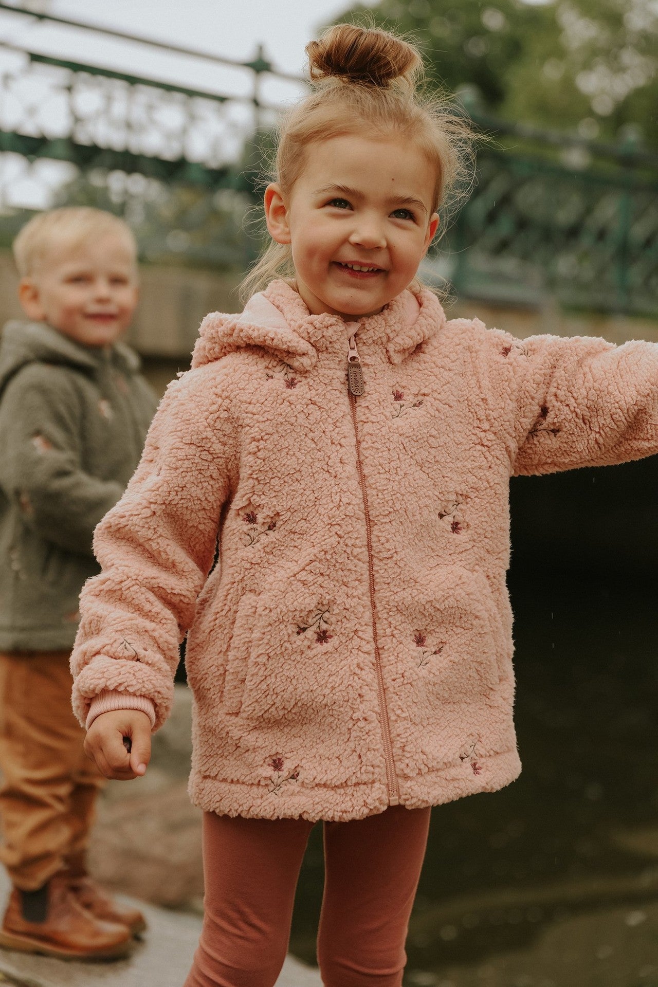 Kids pink floral pile jacket