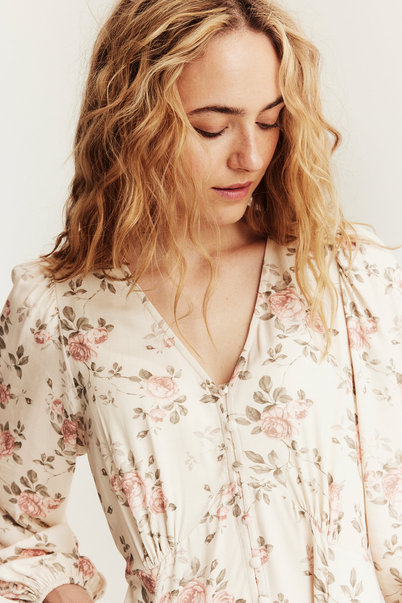 Women's beige floral dress