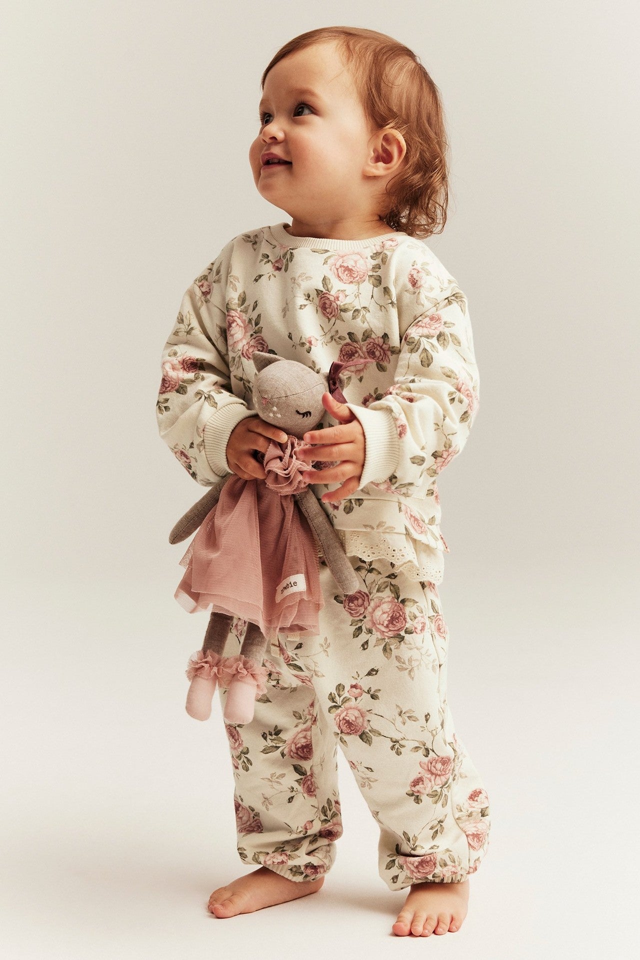 Baby beige floral joggers