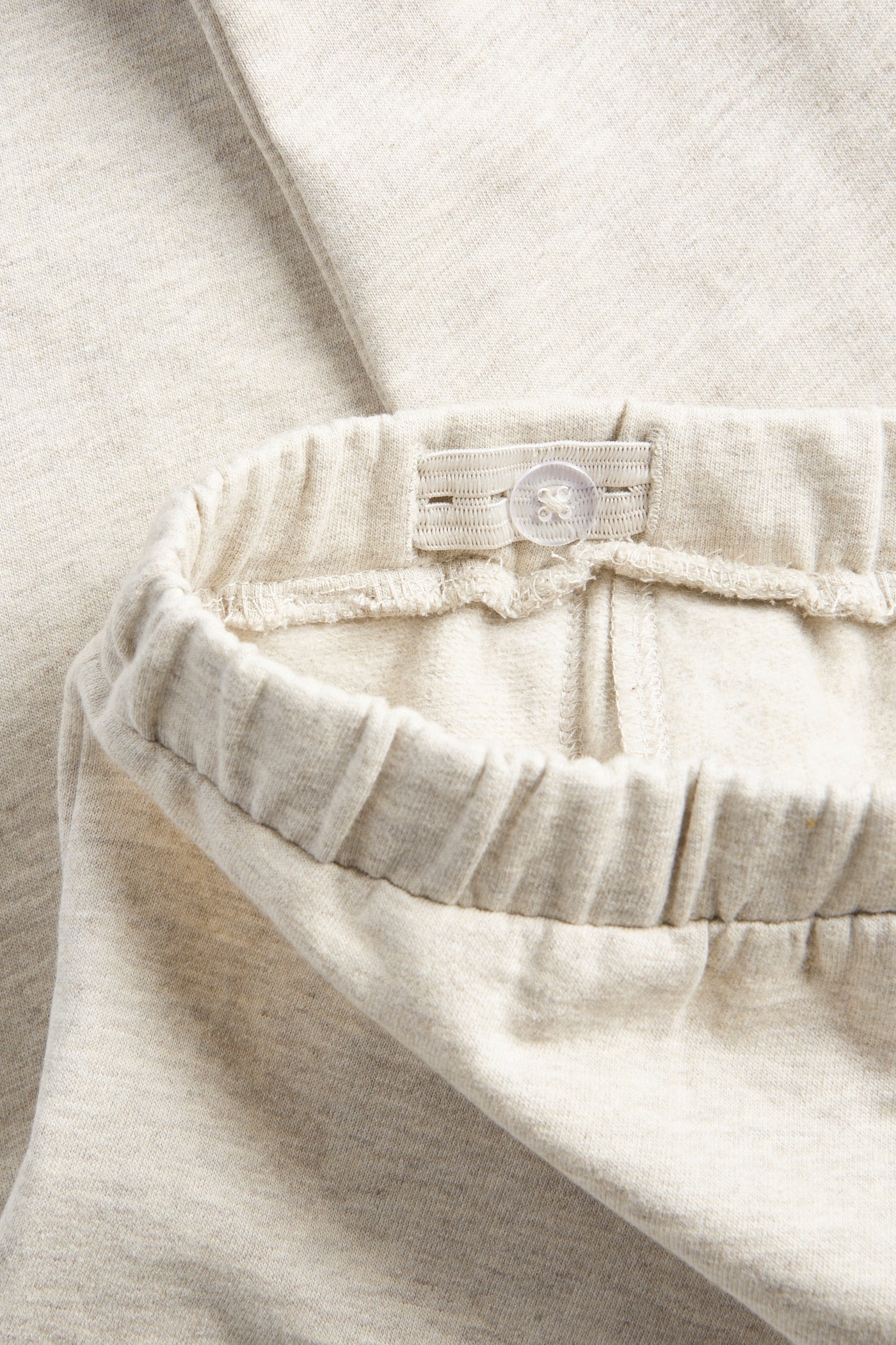 Baby beige jogging trousers