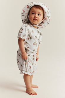 Baby white strawberry frill shorts