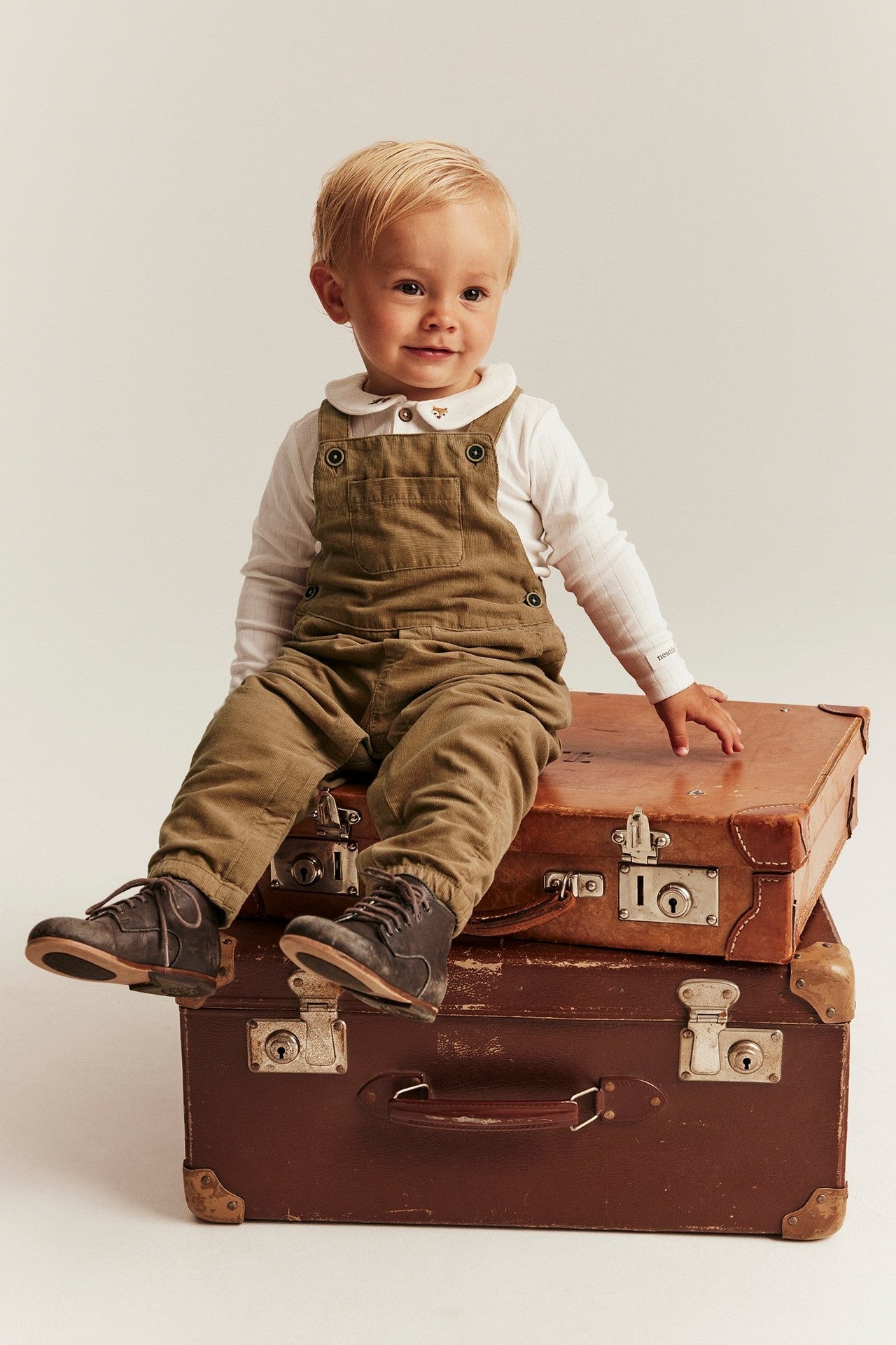 Baby brown dungarees