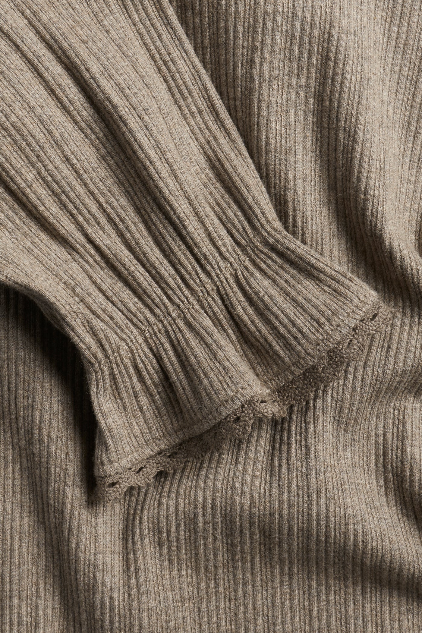 Kids' brown frill top