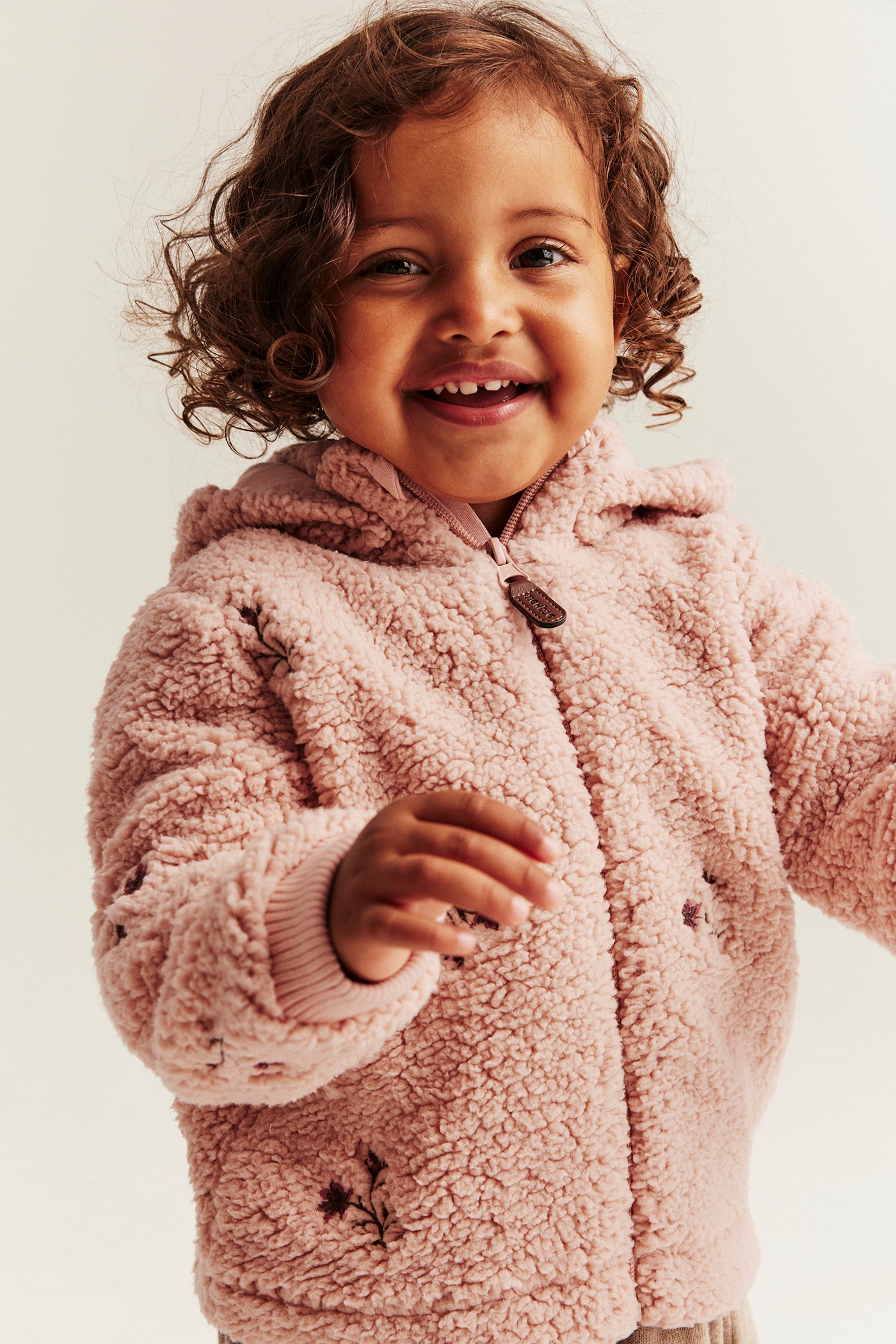 Baby pink floral pile jacket – Newbie