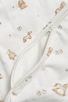 Baby white toy patterned sleeping bag