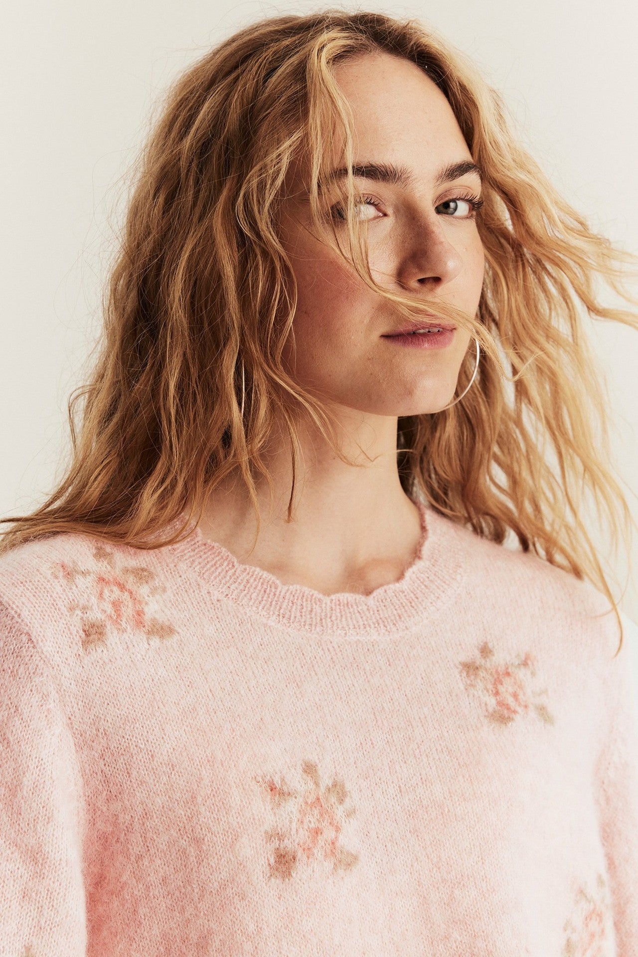Women's pink wool and mohair-blend jumper
