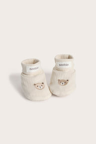 Baby white booties with bears