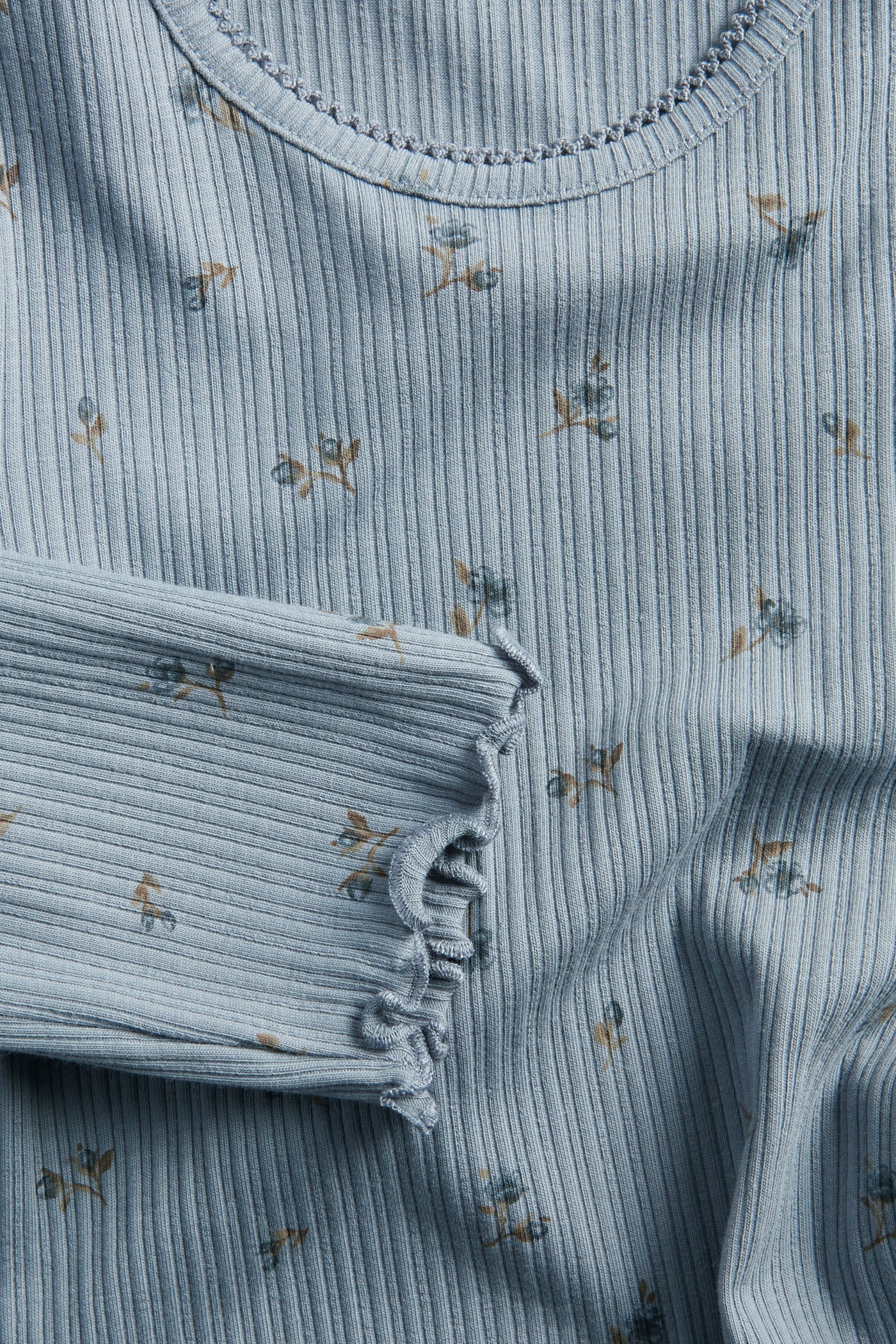 Kids' blue ribbed floral top