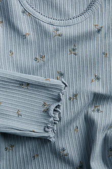 Kids' blue ribbed floral top