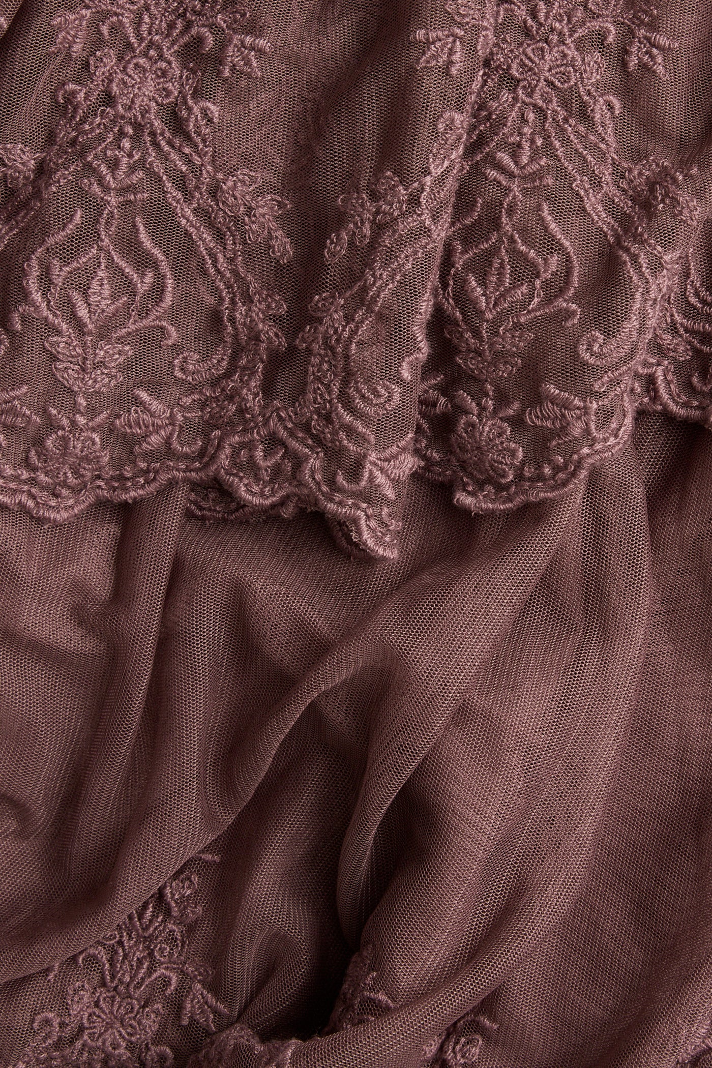 Women's pink mesh skirt with embroidery