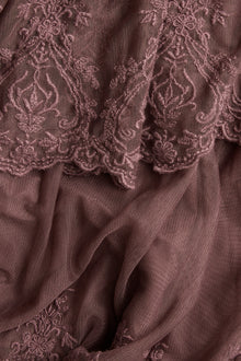 Women's pink mesh skirt with embroidery