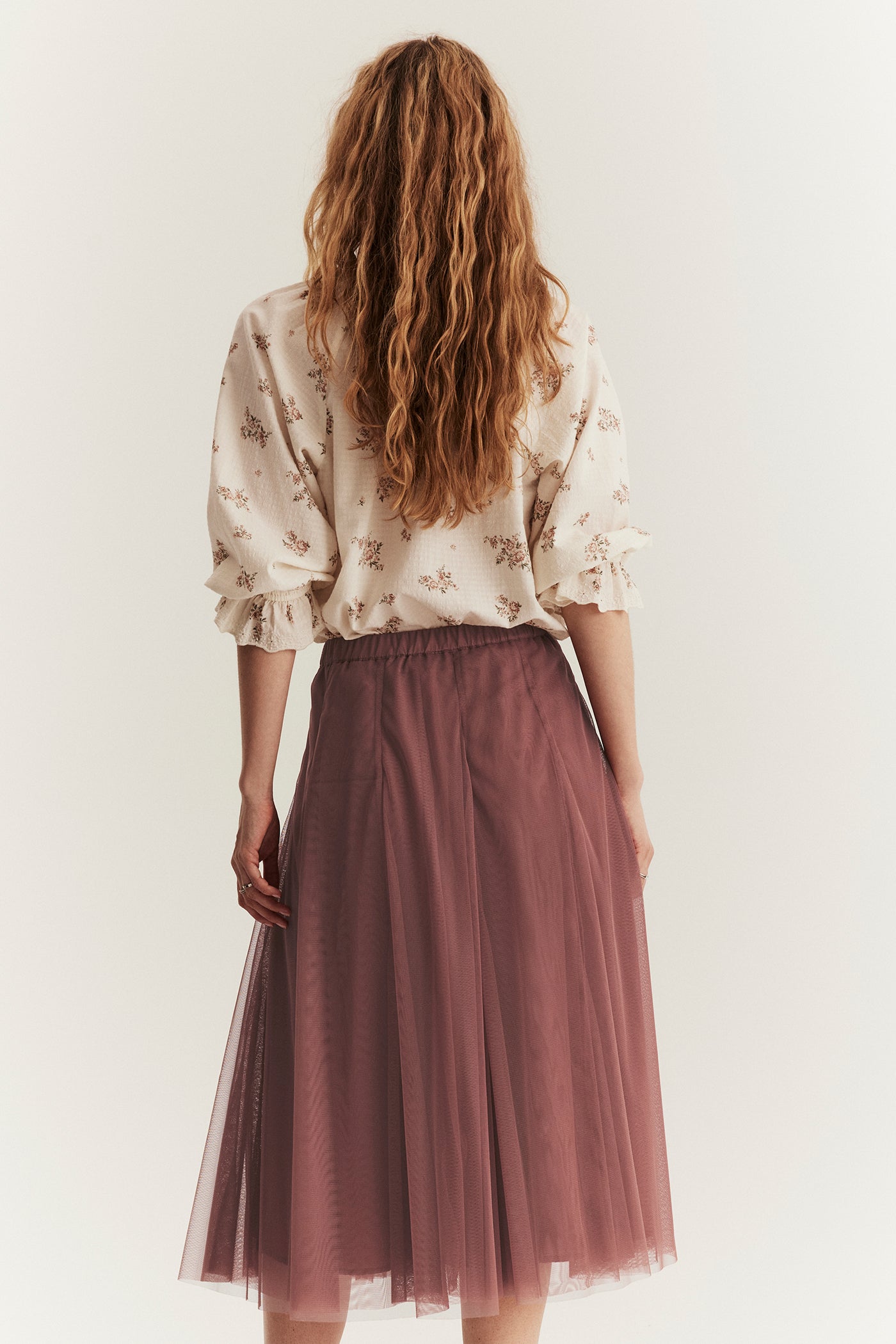 Women's burgundy mesh skirt