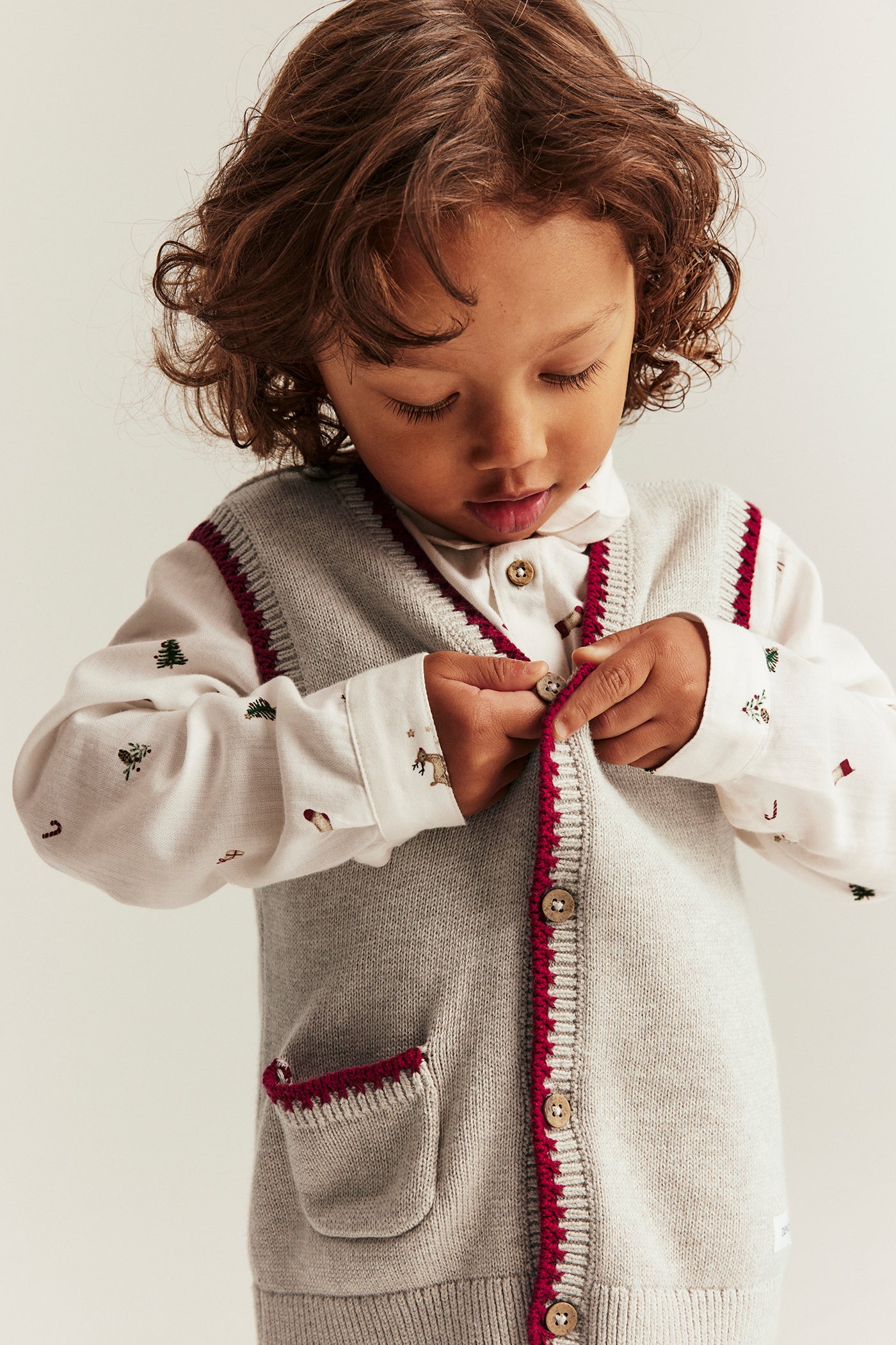 Baby & kids´ beige knitted Christmas vest
