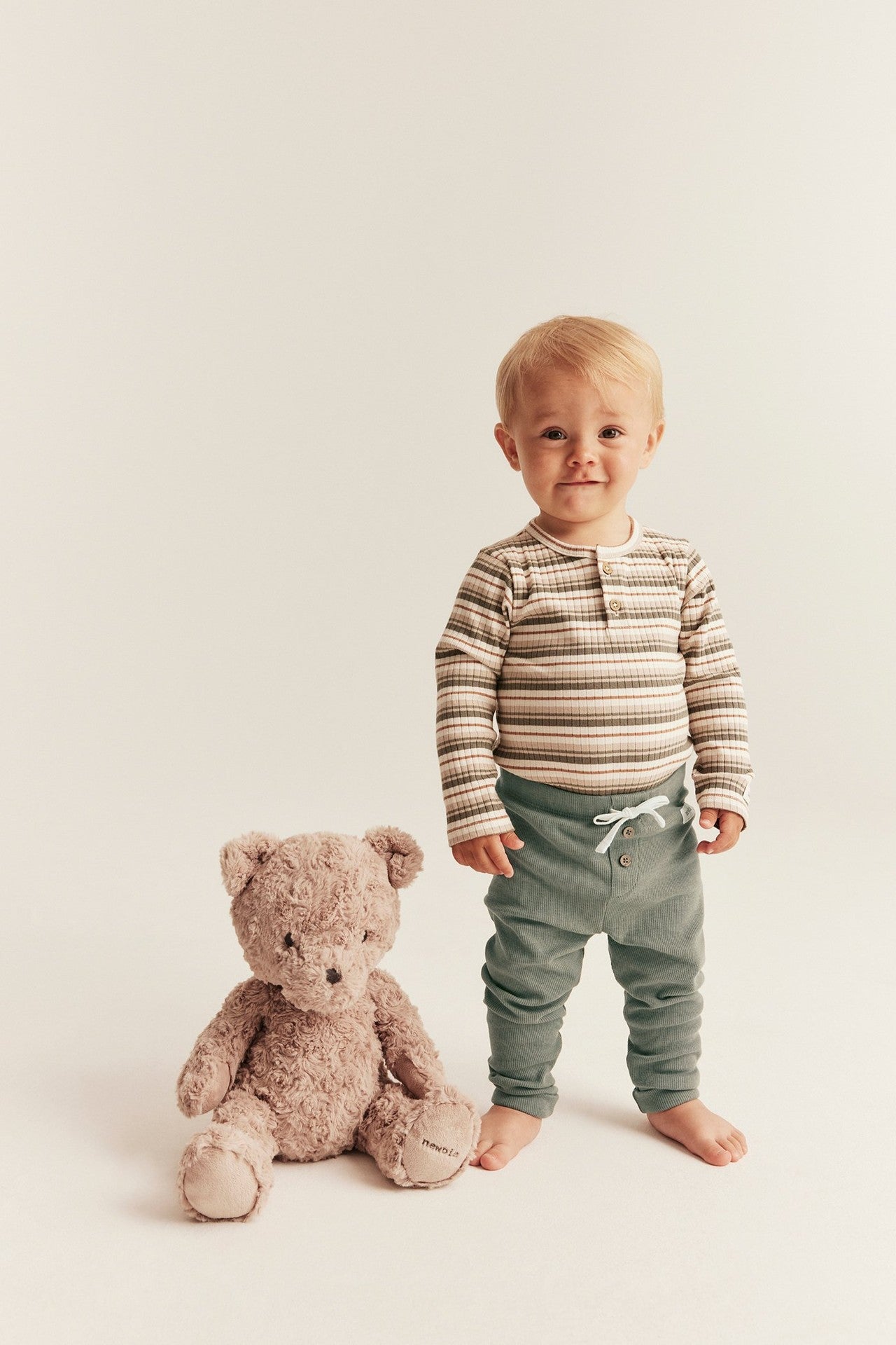 Baby green ribbed leggings