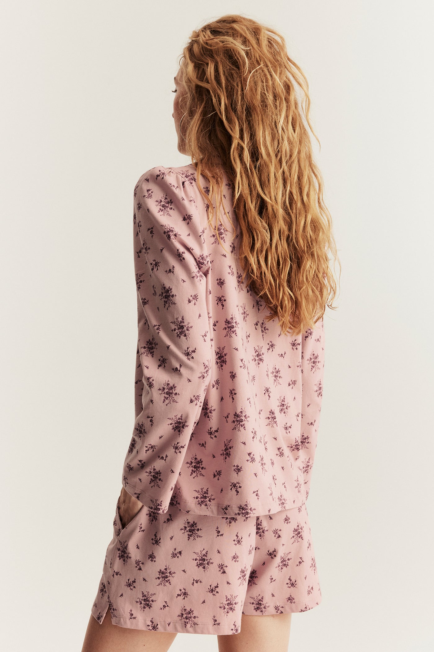 Women's pink floral pyjamas