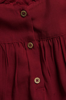 Kids' red dress with lace