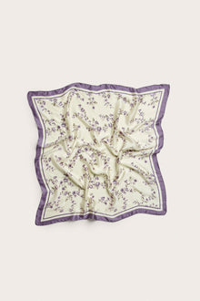 Women's lilac floral scarf