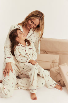 Women's white christmas pyjamas