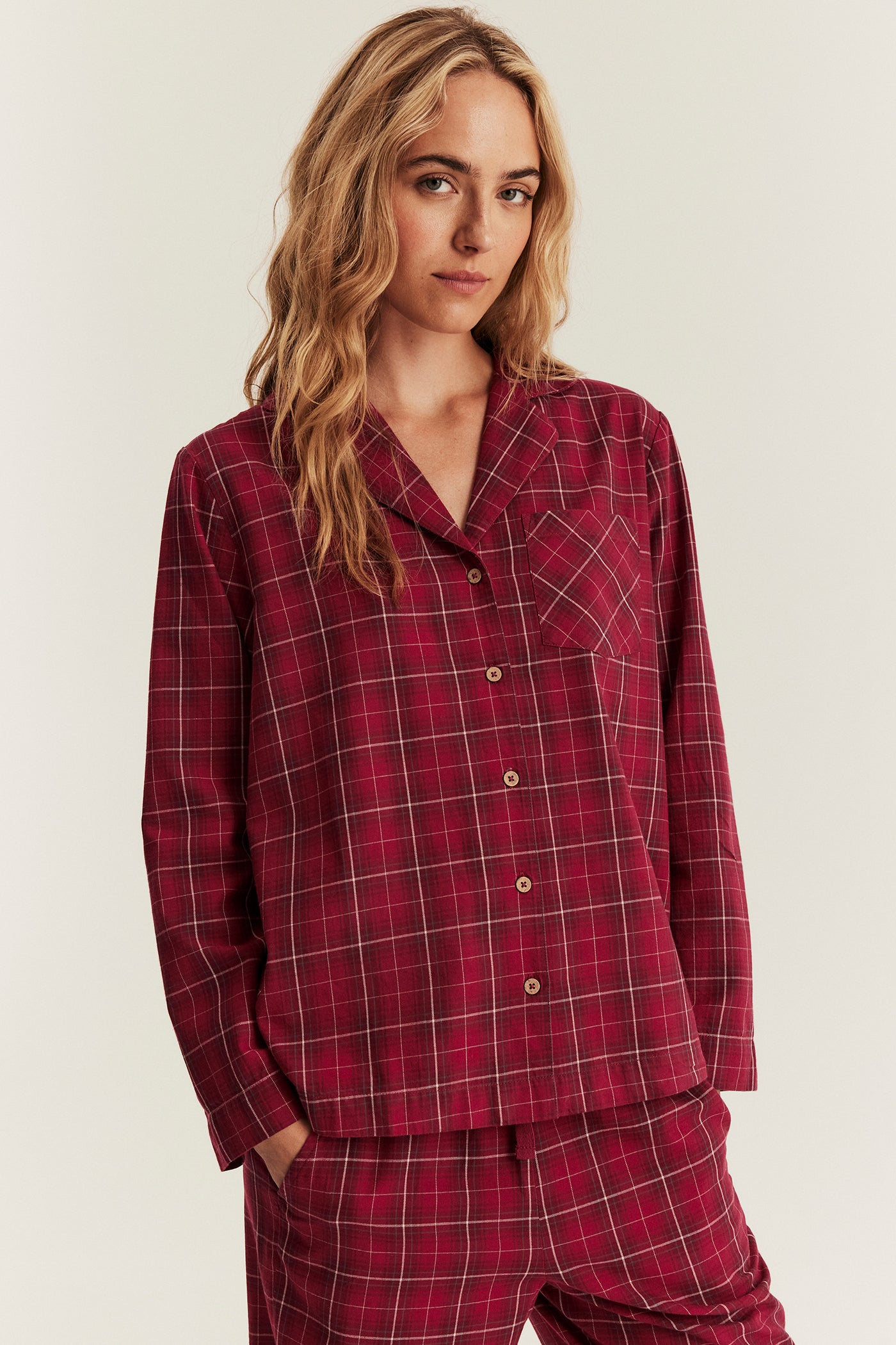 Women's red checked flannel pyjamas